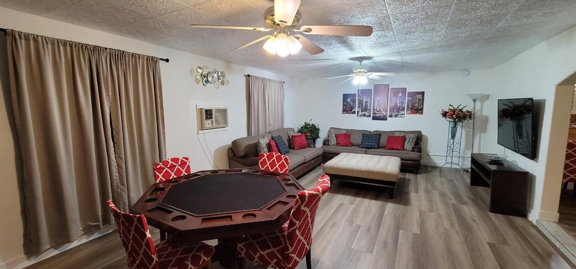 Vacation Home 3.5 Mi To Strip/Dt/Outlt Up To 8 Gst ลาสเวกัส ภายนอก รูปภาพ